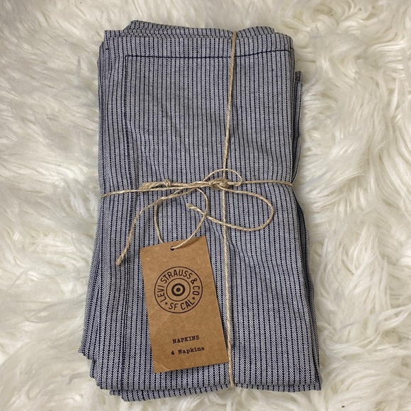 Levi's Other - Levi Strauss & CO set of 4 Napkins Stripe Blue 100% Cotton